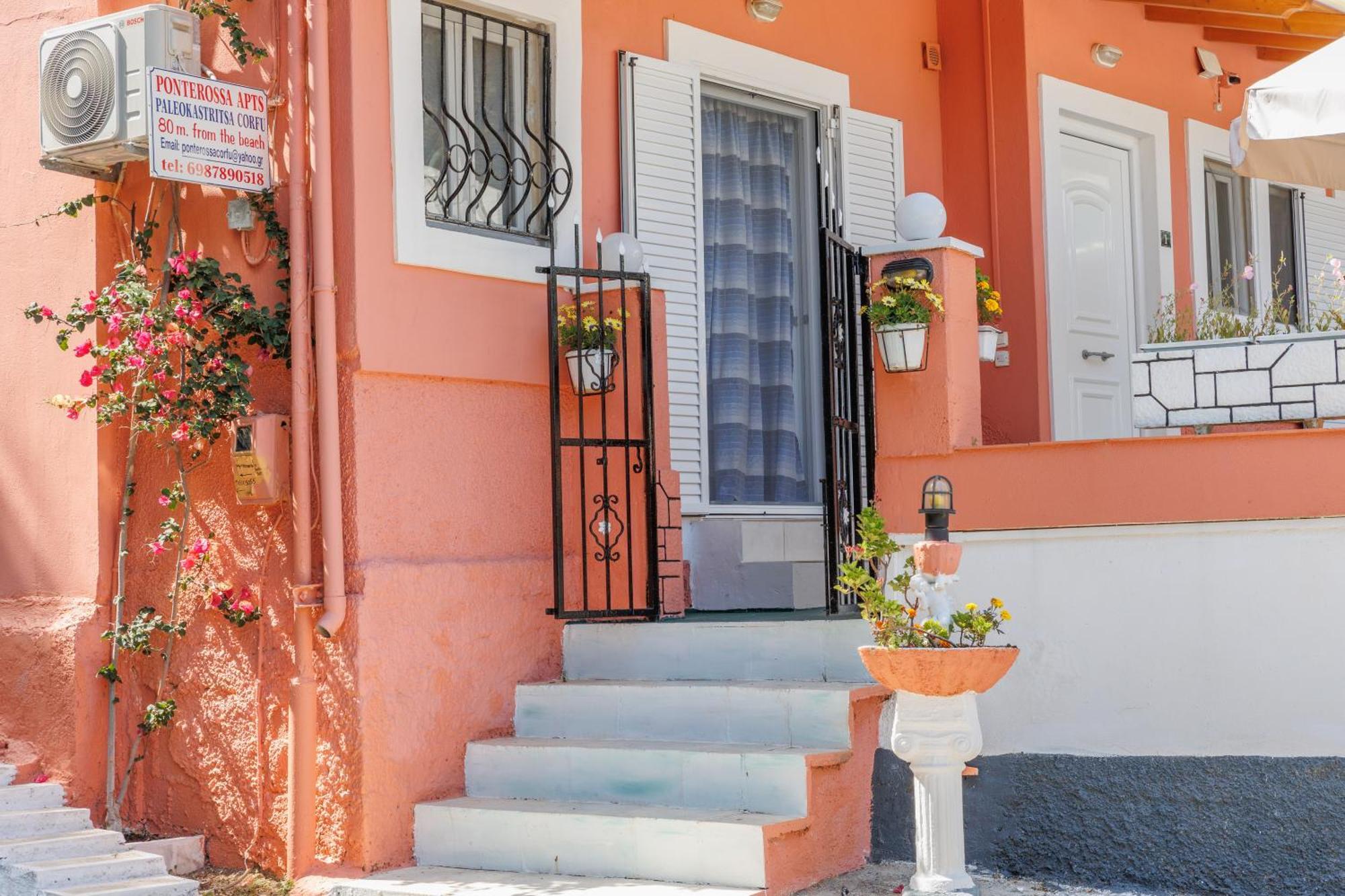 Ponte Rossa Apartments パレオカストリッツア エクステリア 写真