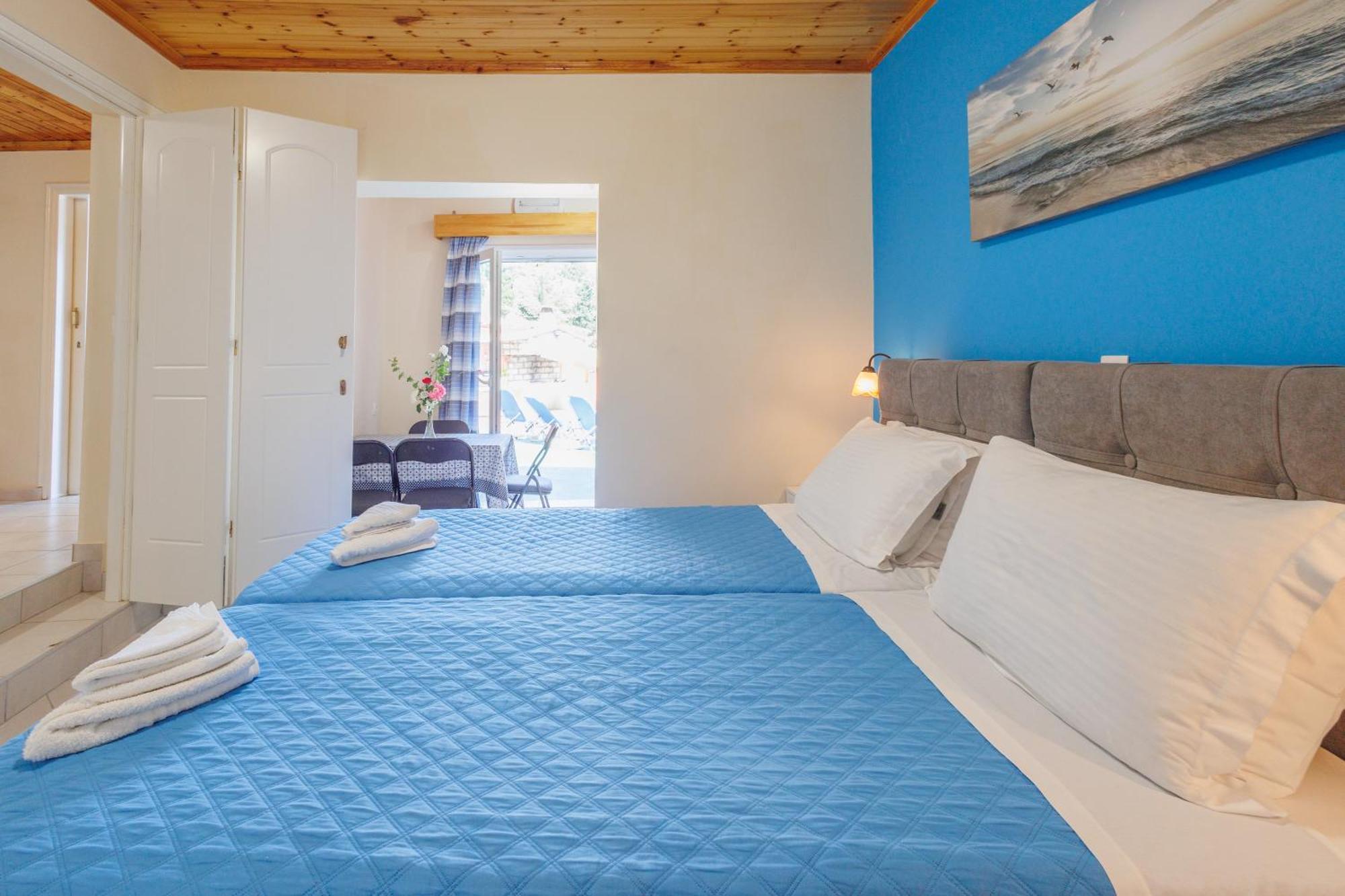 Ponte Rossa Apartments パレオカストリッツア エクステリア 写真