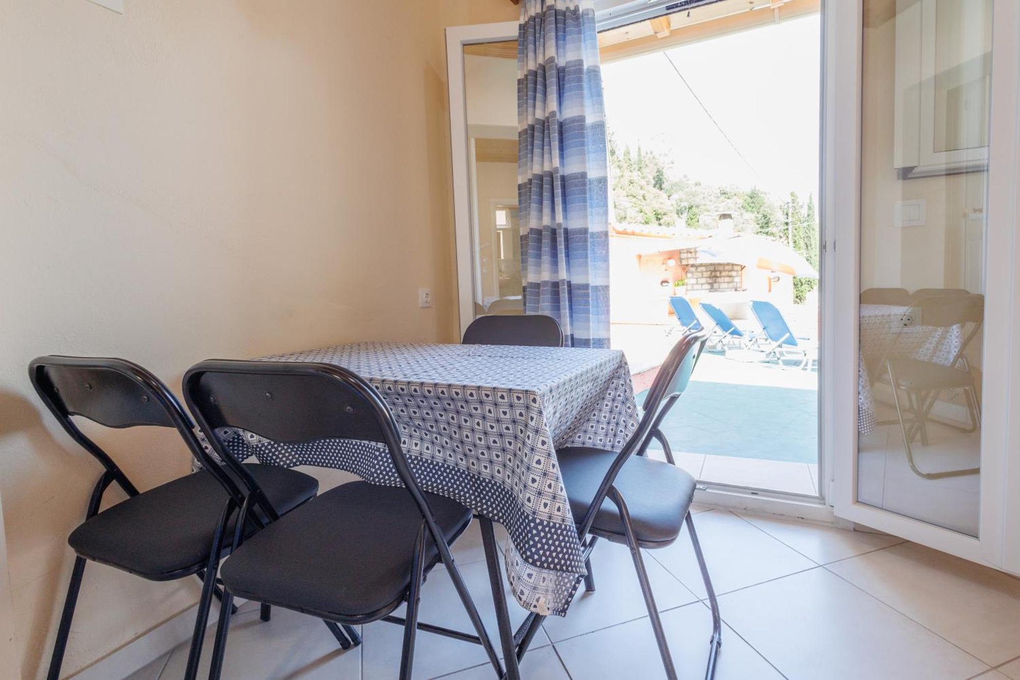 Ponte Rossa Apartments パレオカストリッツア エクステリア 写真