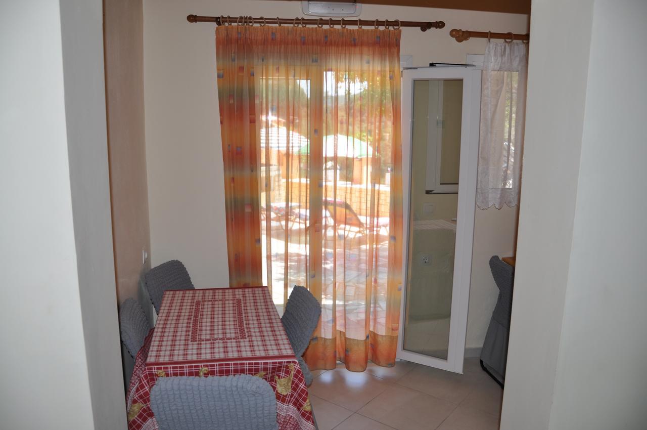 Ponte Rossa Apartments パレオカストリッツア エクステリア 写真