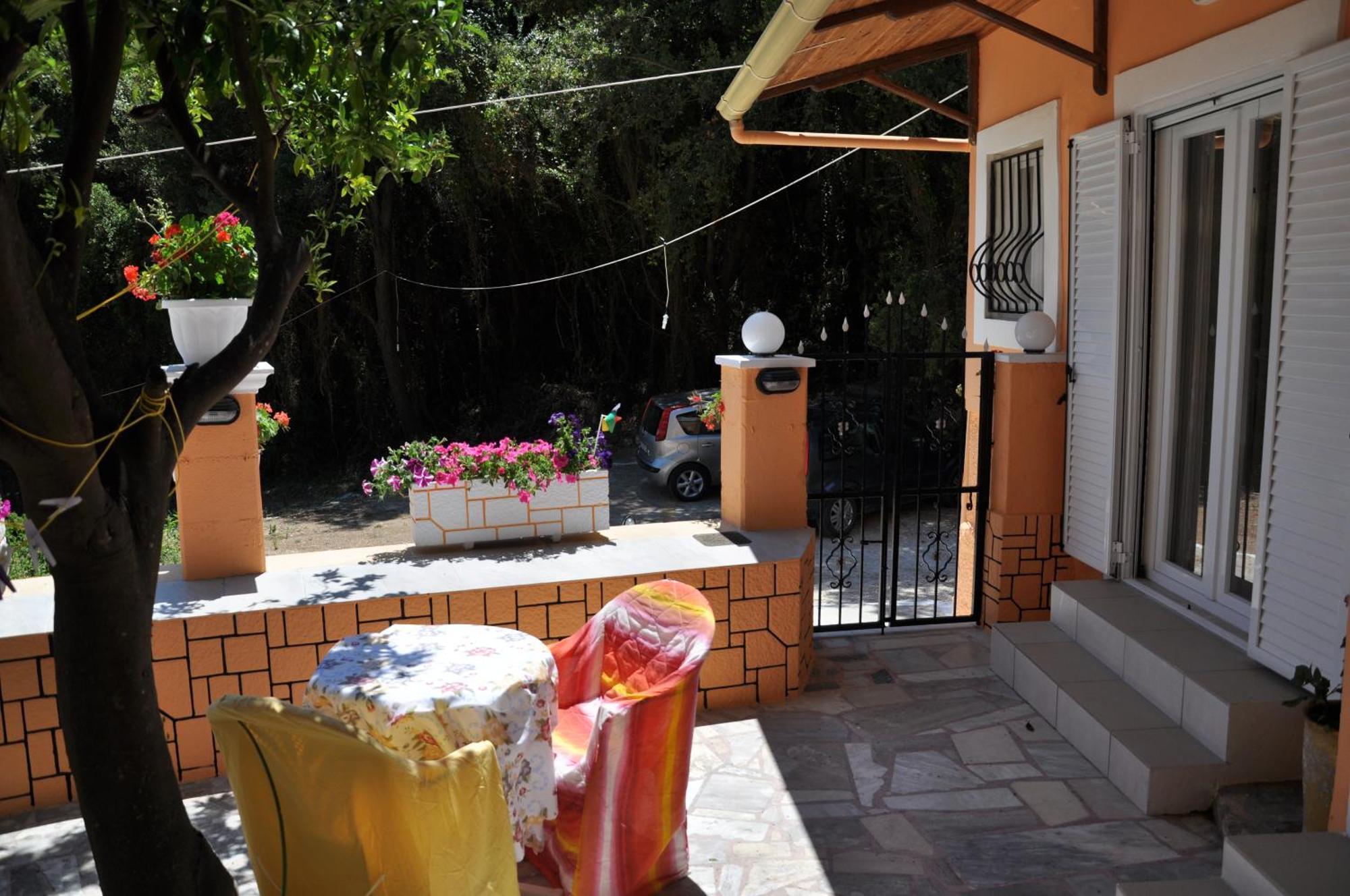 Ponte Rossa Apartments パレオカストリッツア エクステリア 写真